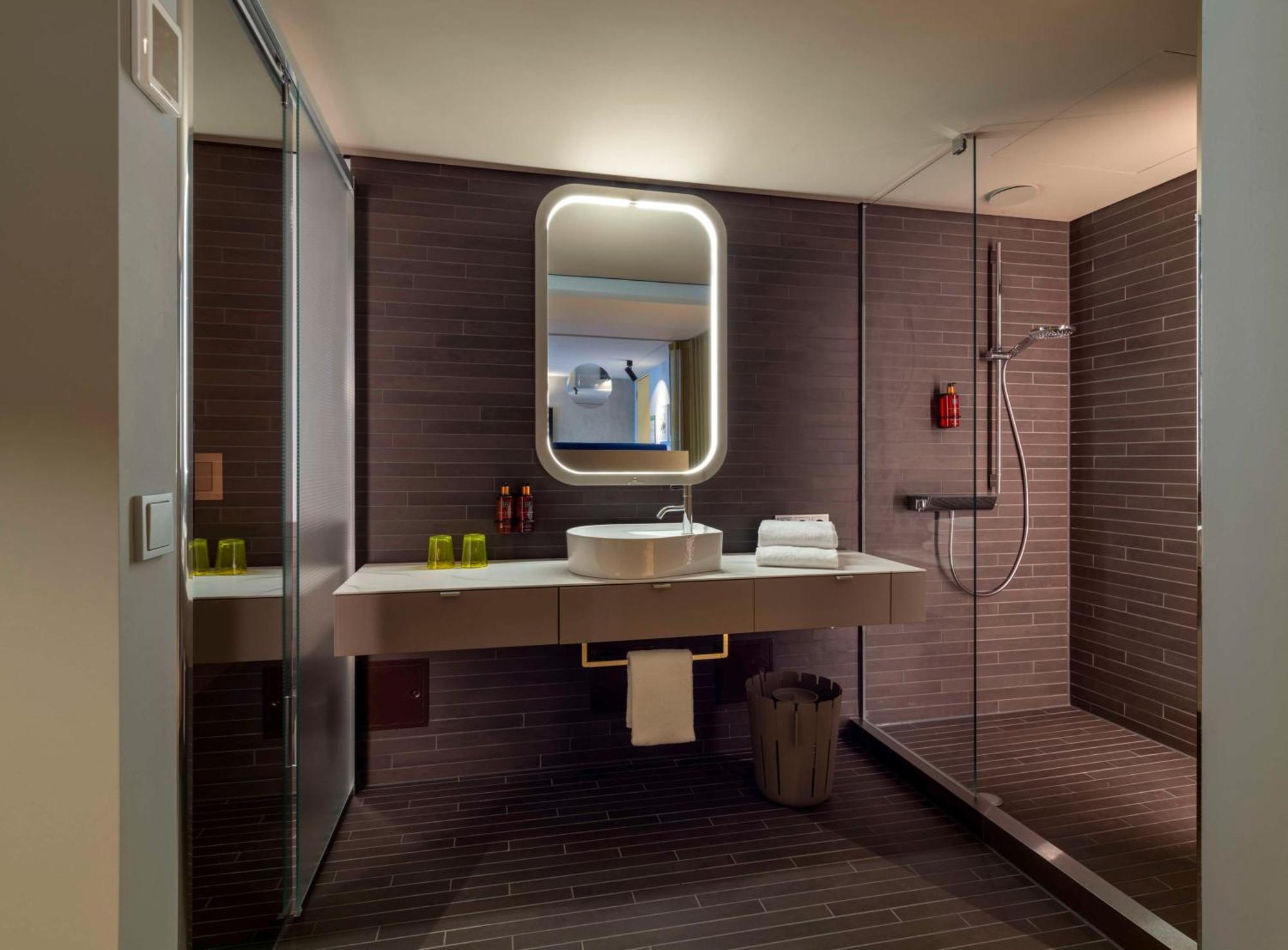 B'Mine Hotel Duesseldorf Экстерьер фото