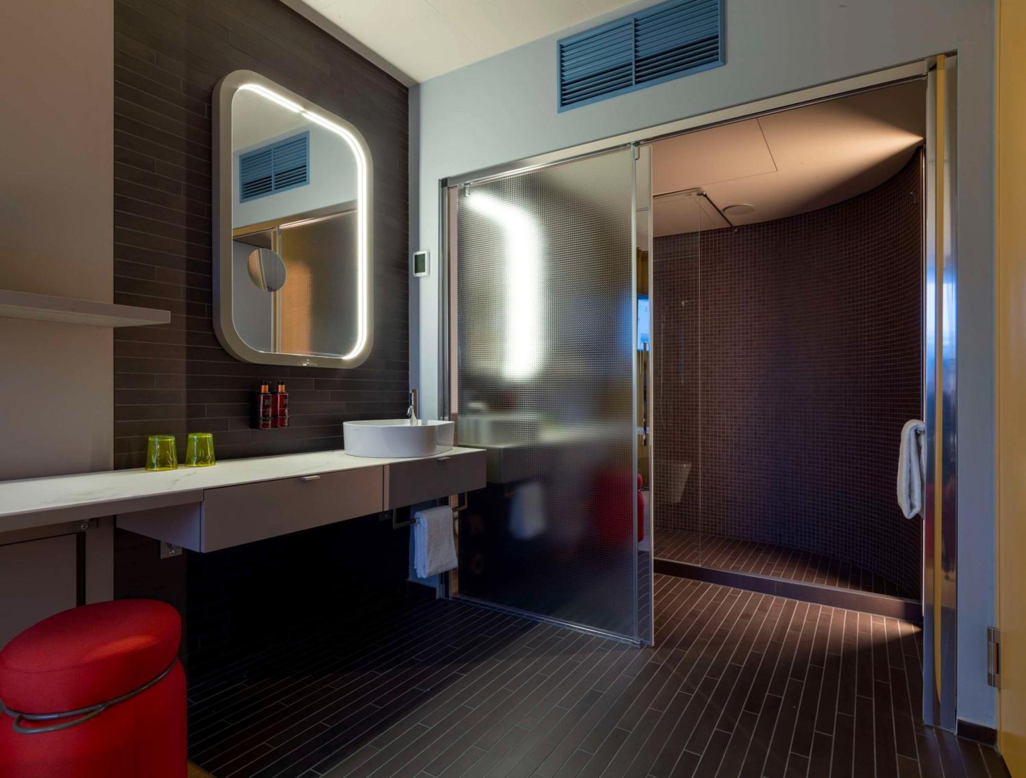 B'Mine Hotel Duesseldorf Экстерьер фото